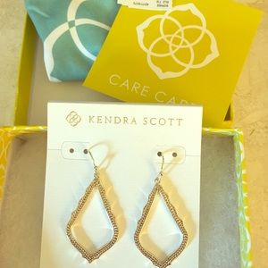 Kendra Scott Sophie Gold Drop earrings